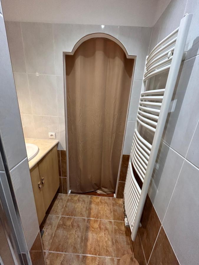 Rooftop - Cosy Flat Centre Senlis Санлис Екстериор снимка